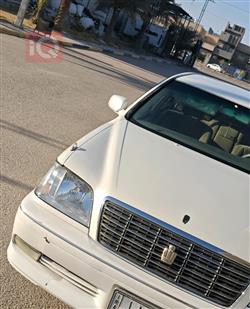 تۆیۆتا کراون